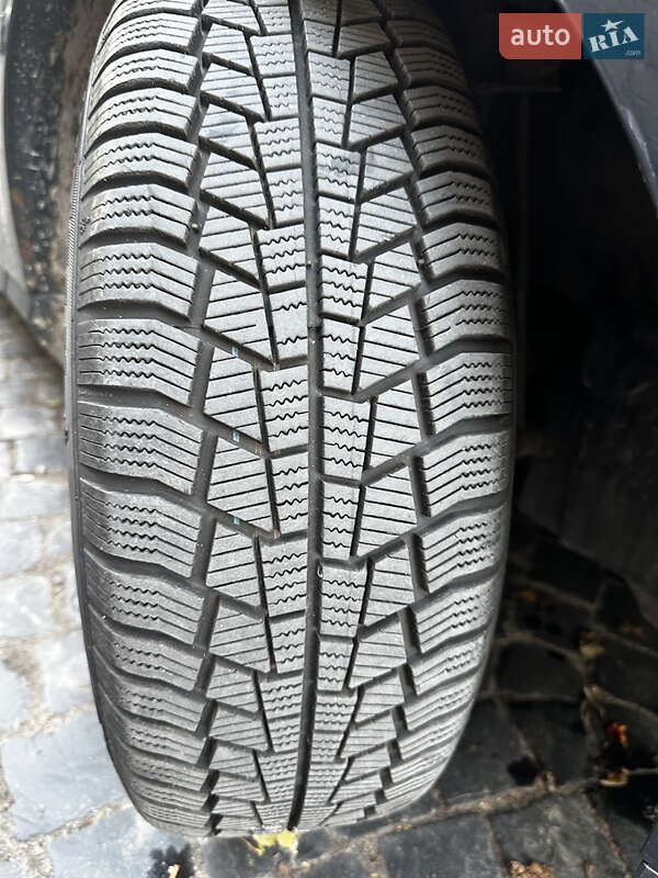 Седан Volkswagen Passat 2005 в Львові фото 43 Седан Volkswagen Passat 2005 в Львові