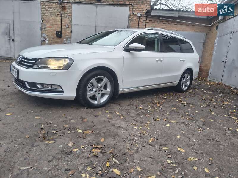 Универсал Volkswagen Passat 2011 в Бердичеве фото 11 Универсал Volkswagen Passat 2011 в Бердичеве