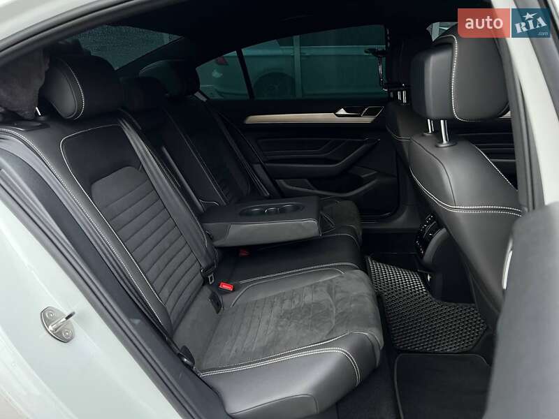 Седан Volkswagen Passat 2021 в Киеве фото 12 Седан Volkswagen Passat 2021 в Киеве