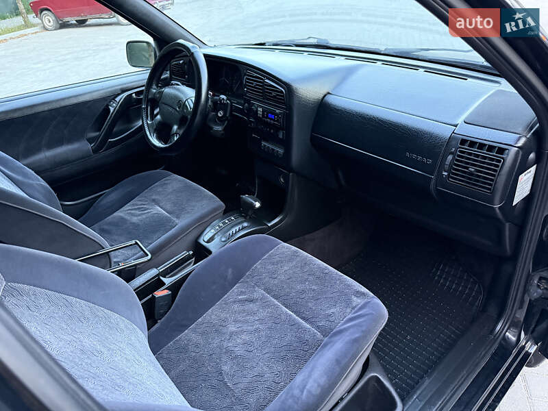 Универсал Volkswagen Passat 1995 в Кременце фото 15 Универсал Volkswagen Passat 1995 в Кременце