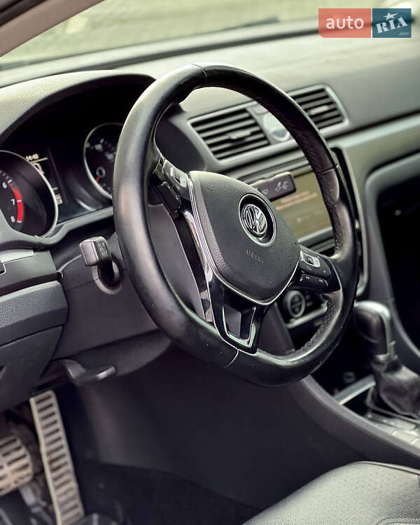 Седан Volkswagen Passat 2016 в Львове фото 4 Седан Volkswagen Passat 2016 в Львове