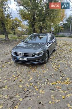Універсал Volkswagen Passat 2016 в Дніпрі