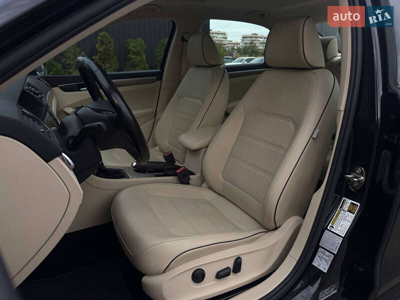 Седан Volkswagen Passat 2017 в Киеве фото 24 Седан Volkswagen Passat 2017 в Киеве