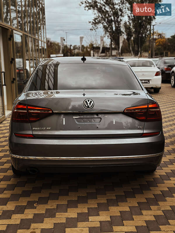 Седан Volkswagen Passat 2017 в Миколаєві