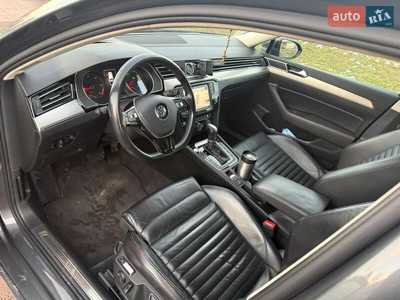 Универсал Volkswagen Passat 2015 в Львове фото 14 Универсал Volkswagen Passat 2015 в Львове