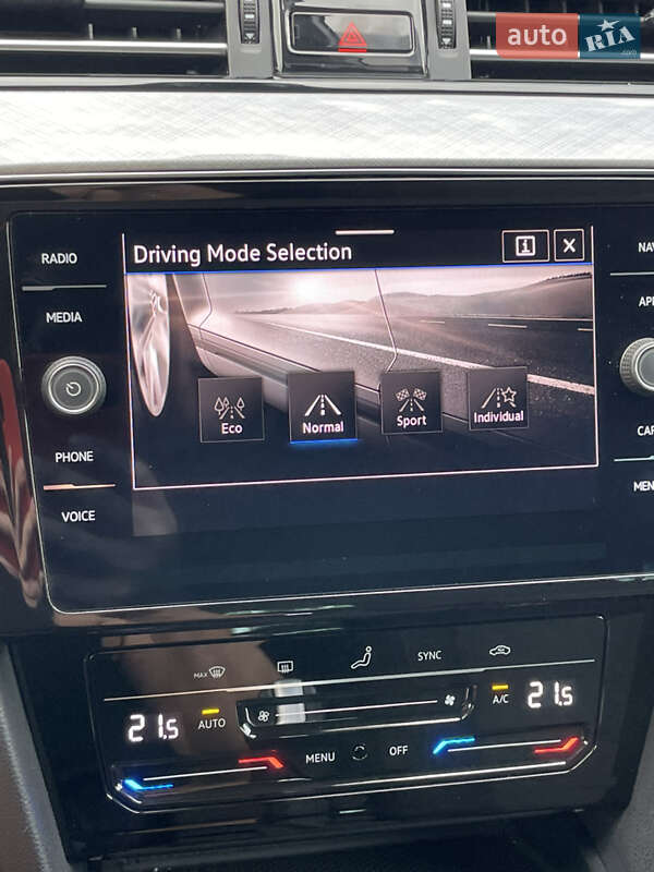 Универсал Volkswagen Passat 2022 в Луцке