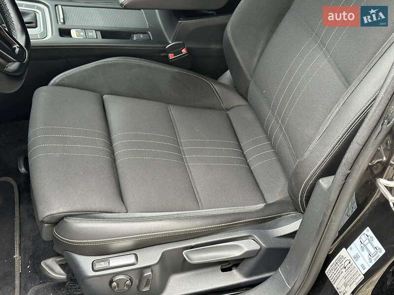 Универсал Volkswagen Passat 2018 в Черкассах фото 18 Универсал Volkswagen Passat 2018 в Черкассах