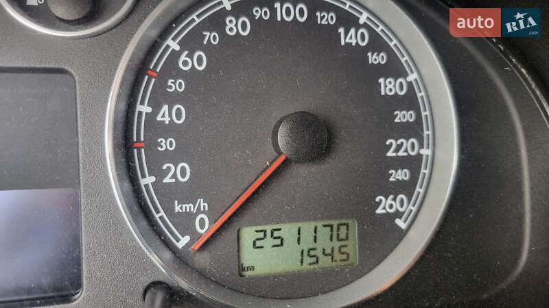 Седан Volkswagen Passat 2002 в Тернополе фото 3 Седан Volkswagen Passat 2002 в Тернополе