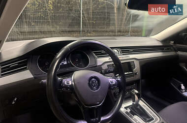 Седан Volkswagen Passat 2016 в 