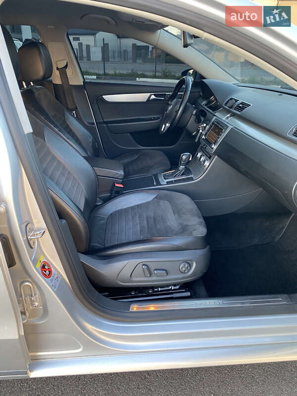 Седан Volkswagen Passat 2013 в Казатине