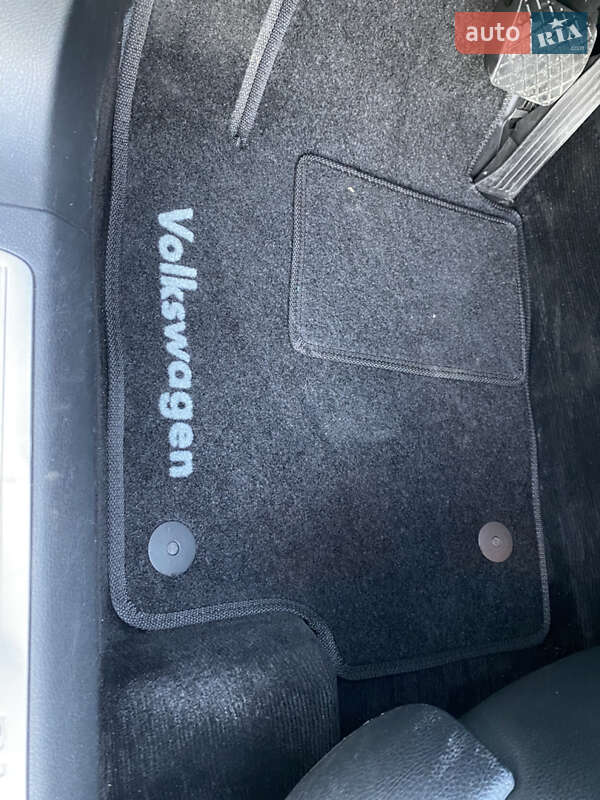 Седан Volkswagen Passat 2013 в Казатине