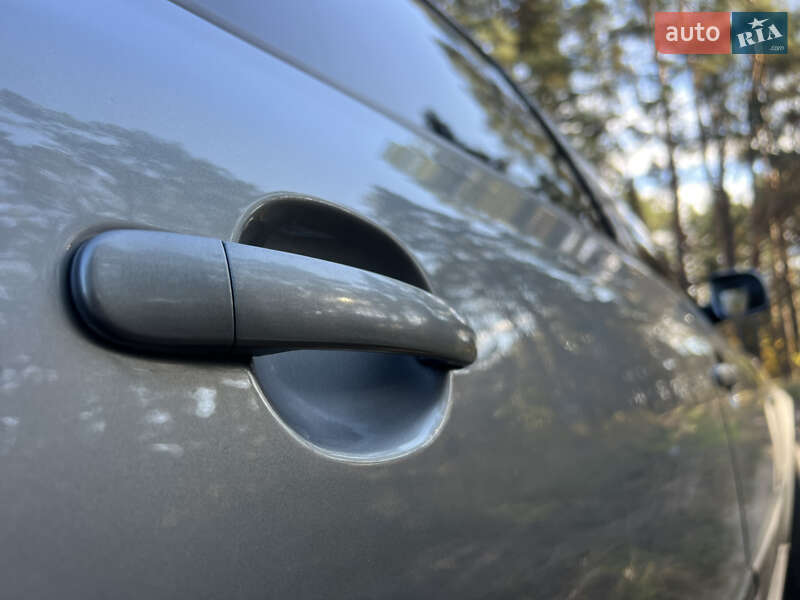 Седан Volkswagen Passat 2001 в Киеве фото 22 Седан Volkswagen Passat 2001 в Киеве