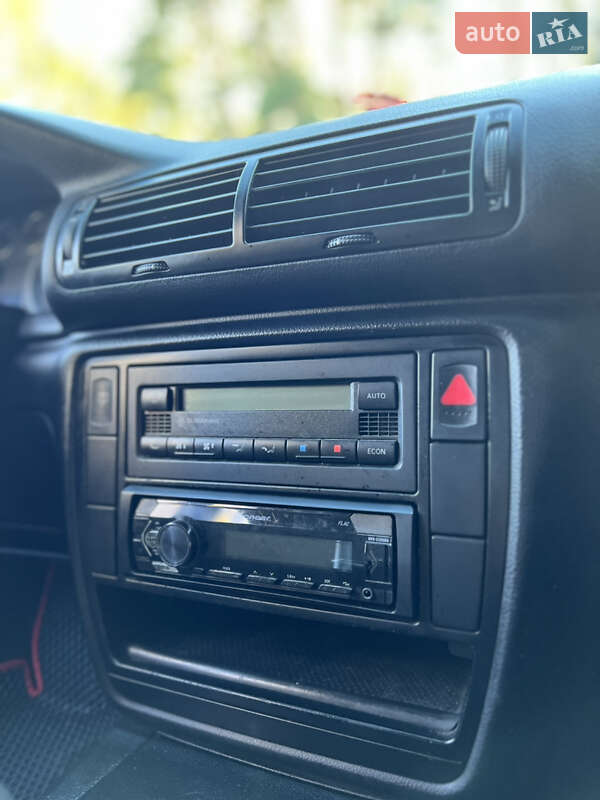 Седан Volkswagen Passat 2001 в Киеве фото 36 Седан Volkswagen Passat 2001 в Киеве