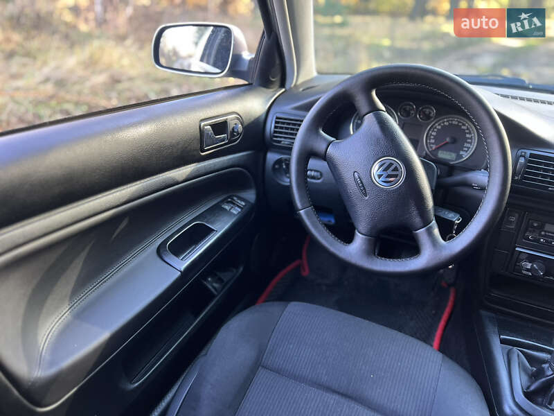 Седан Volkswagen Passat 2001 в Киеве фото 37 Седан Volkswagen Passat 2001 в Киеве