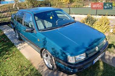 Седан Volkswagen Passat 1990 в Тернополе