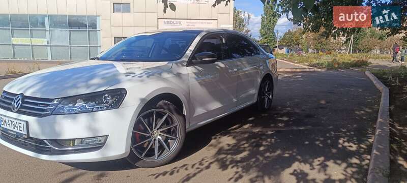 Седан Volkswagen Passat 2014 в Кривом Роге