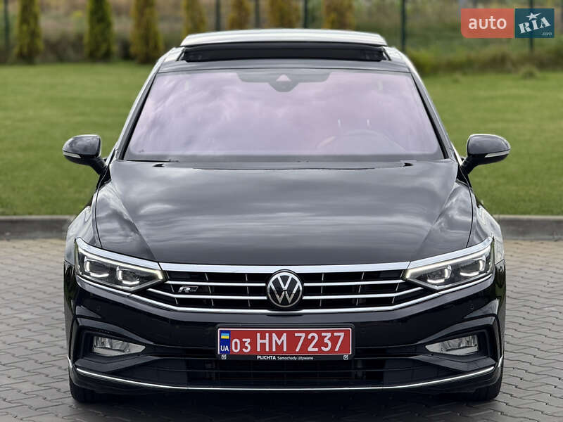 Седан Volkswagen Passat 2022 в Луцьку