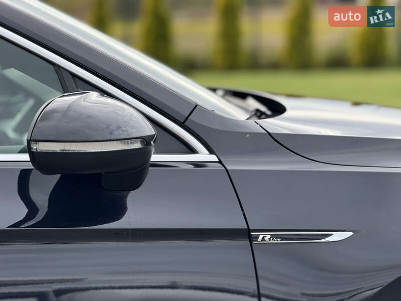 Седан Volkswagen Passat 2022 в Луцьку