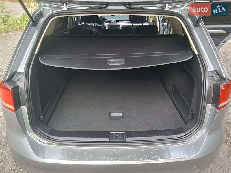Универсал Volkswagen Passat 2018 в Львове