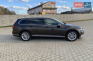 Универсал Volkswagen Passat 2015 в Черновцах