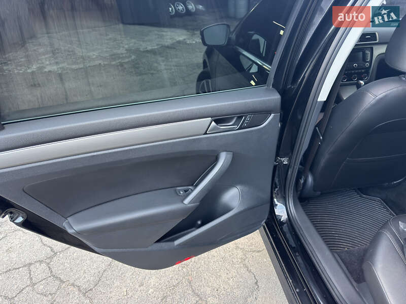 Седан Volkswagen Passat 2014 в Киеве фото 15 Седан Volkswagen Passat 2014 в Киеве