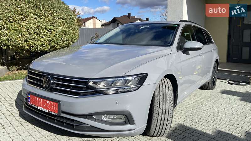 Універсал Volkswagen Passat 2022 в Тернополі