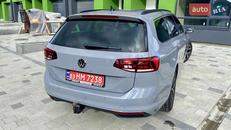 Універсал Volkswagen Passat 2022 в Тернополі
