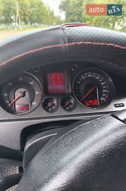 Универсал Volkswagen Passat 2005 в Херсоне