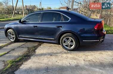 Седан Volkswagen Passat 2012 в Томаковке