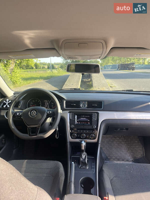 Седан Volkswagen Passat 2016 в Львове фото 8 Седан Volkswagen Passat 2016 в Львове