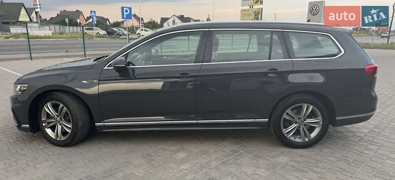 Универсал Volkswagen Passat 2021 в Луцке
