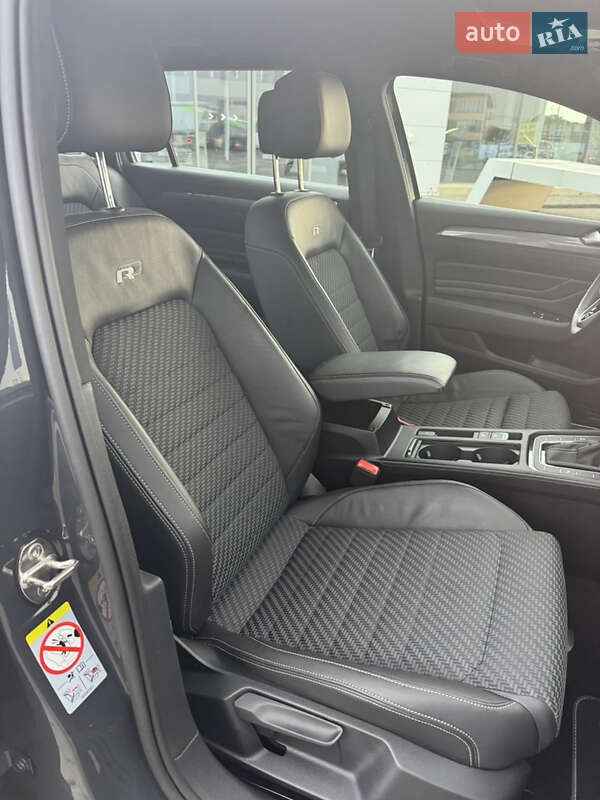 Универсал Volkswagen Passat 2021 в Луцке