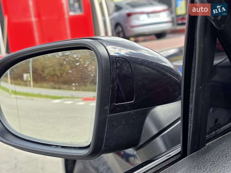 Універсал Volkswagen Passat 2015 в Тернополі