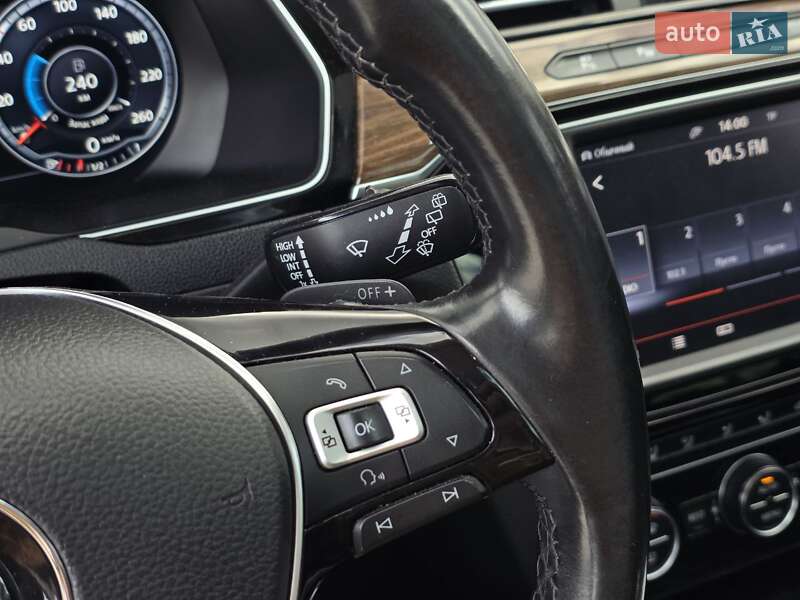 Універсал Volkswagen Passat 2015 в Тернополі