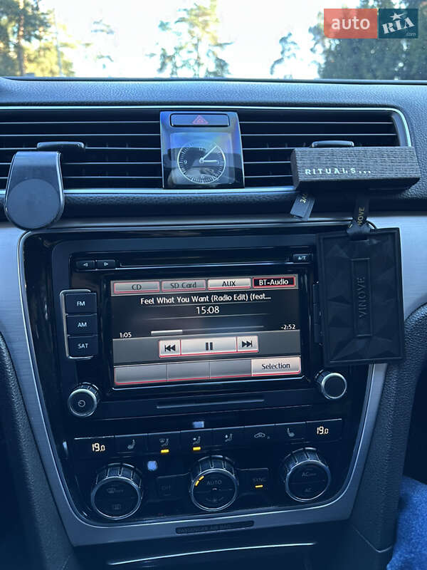 Седан Volkswagen Passat 2012 в Броварах