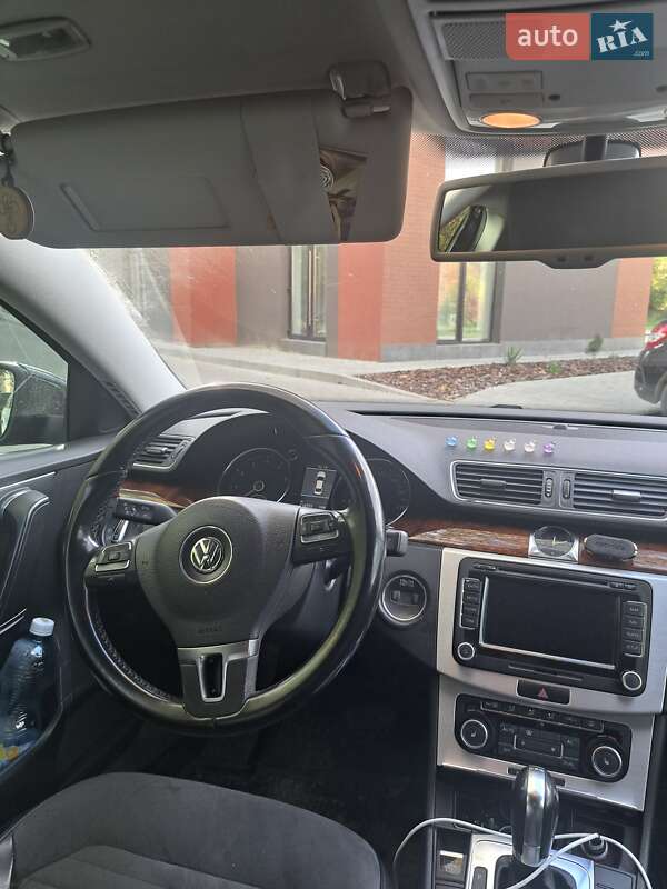 Седан Volkswagen Passat 2011 в Ивано-Франковске фото 23 Седан Volkswagen Passat 2011 в Ивано-Франковске