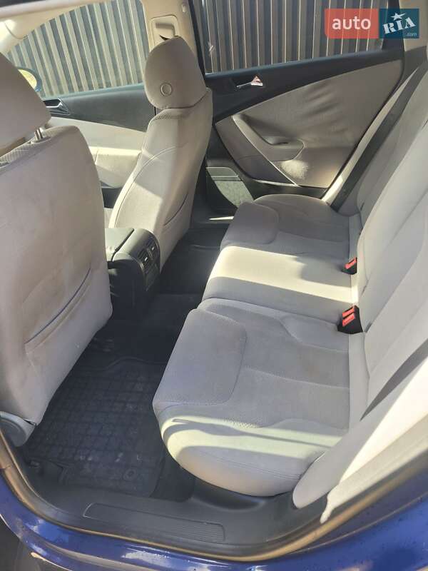 Универсал Volkswagen Passat 2006 в Житомире фото 7 Универсал Volkswagen Passat 2006 в Житомире