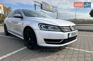 Седан Volkswagen Passat 2013 в Софиевской Борщаговке