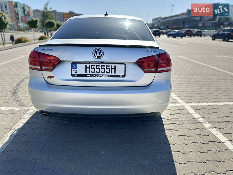 Седан Volkswagen Passat 2013 в Софиевской Борщаговке