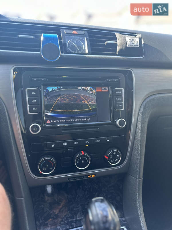 Седан Volkswagen Passat 2013 в Софиевской Борщаговке