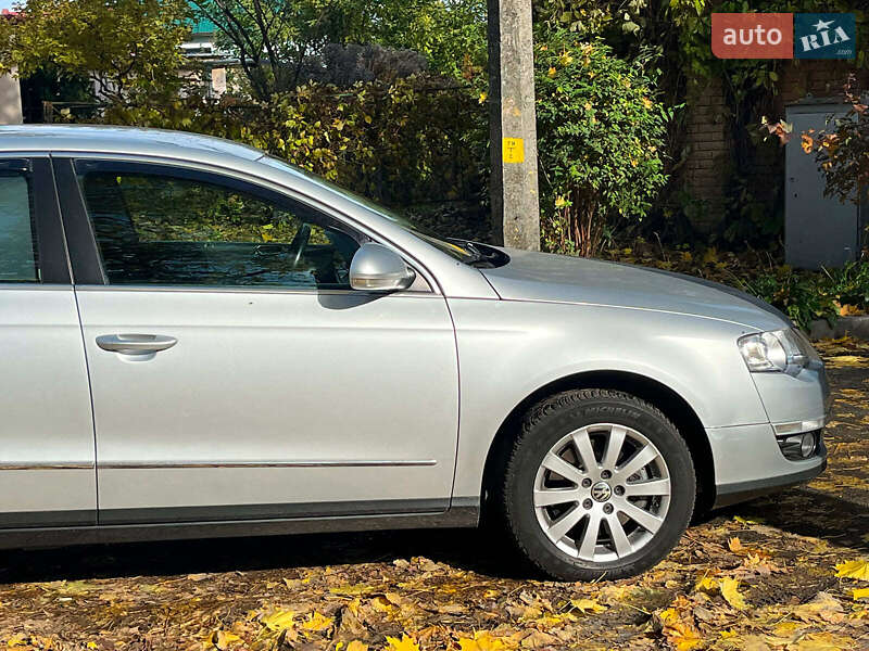 Седан Volkswagen Passat 2008 в Киеве