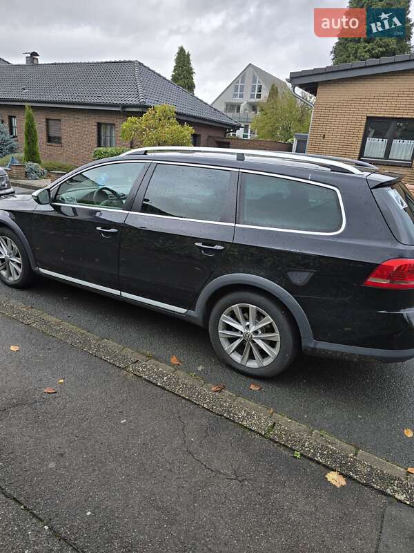 Універсал Volkswagen Passat 2014 в Запоріжжі