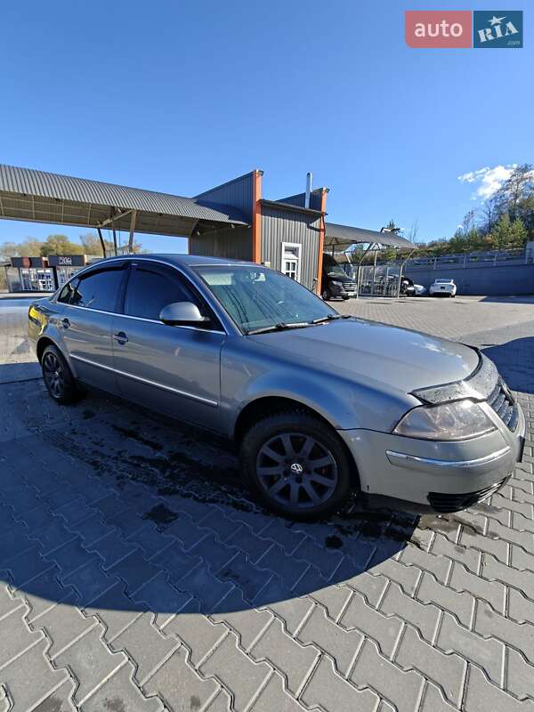 Седан Volkswagen Passat 2004 в Черновцах фото 10 Седан Volkswagen Passat 2004 в Черновцах