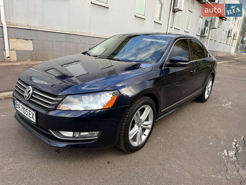 Седан Volkswagen Passat 2012 в Кривом Роге
