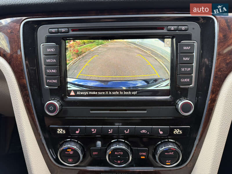 Седан Volkswagen Passat 2012 в Кривом Роге