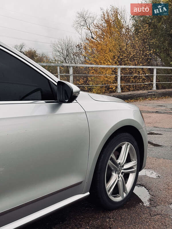 Седан Volkswagen Passat 2013 в Прилуках