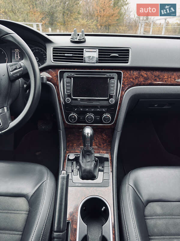 Седан Volkswagen Passat 2013 в Прилуках