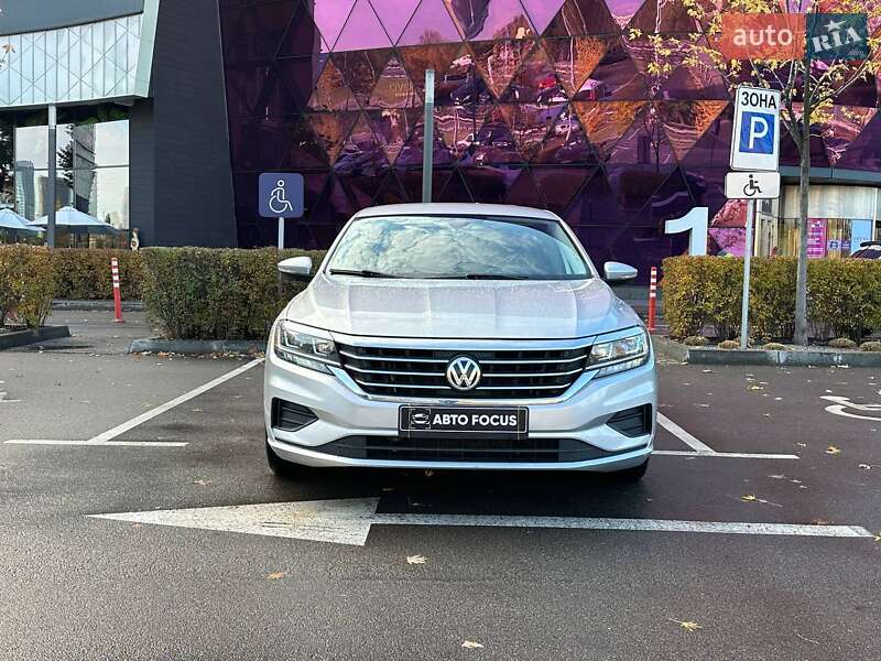 Седан Volkswagen Passat 2020 в Киеве фото 3 Седан Volkswagen Passat 2020 в Киеве