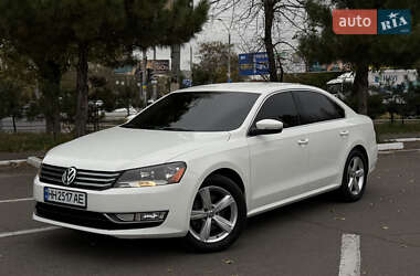 Седан Volkswagen Passat 2015 в Одессе Седан Volkswagen Passat 2015 в Одессе