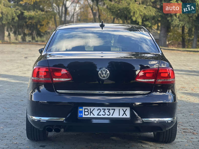 Седан Volkswagen Passat 2013 в Дубні